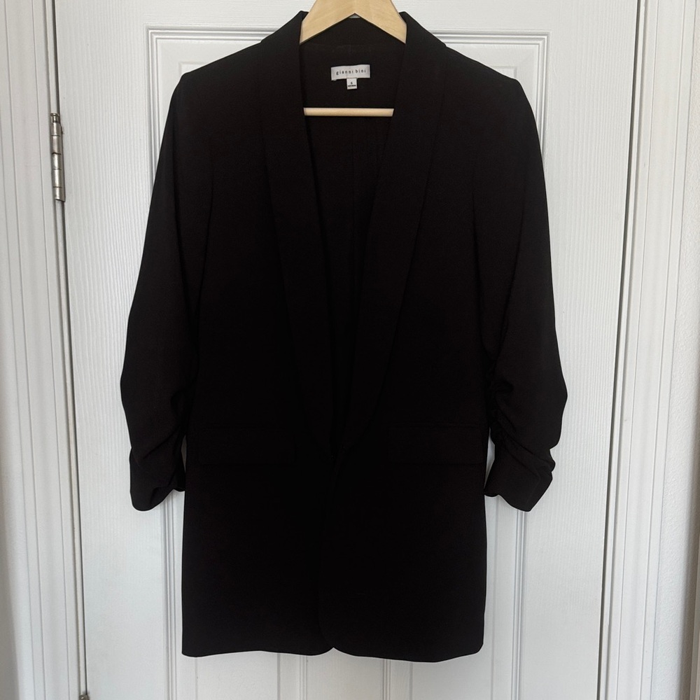 Gianni Bini Elegant Black Blazer